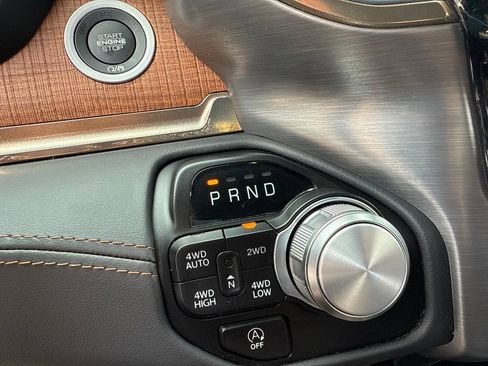 Used 2022 RAM 1500 Limited w/ Body Color Bumper Group AWD/4WD image 46