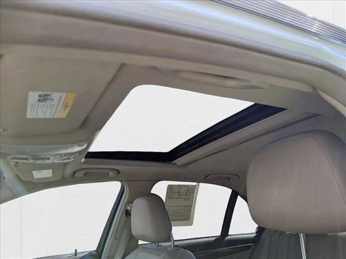 Used 2014 Mercedes-Benz C 250 Sedan image 16