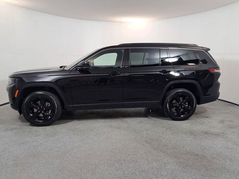 New 2026 Jeep Grand Cherokee L Limited w/ Limited Altitude Package RWD image 4