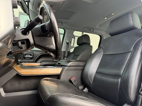 Used 2018 Chevrolet Silverado 1500 LTZ w/ Sport Package image 5