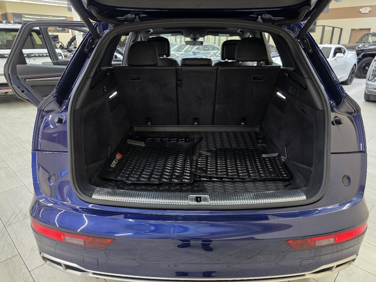 Used 2018 Audi SQ5 Prestige AWD/4WD image 13