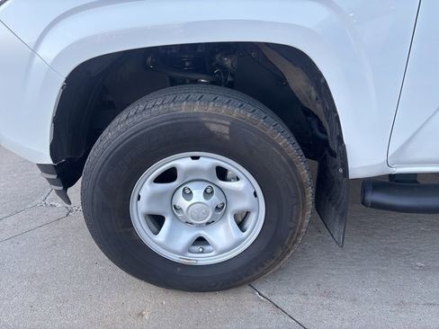 Used 2023 Toyota Tacoma SR image 13