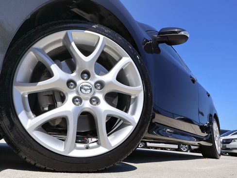 Used 2012 MAZDA MAZDA3 Touring FWD image 24