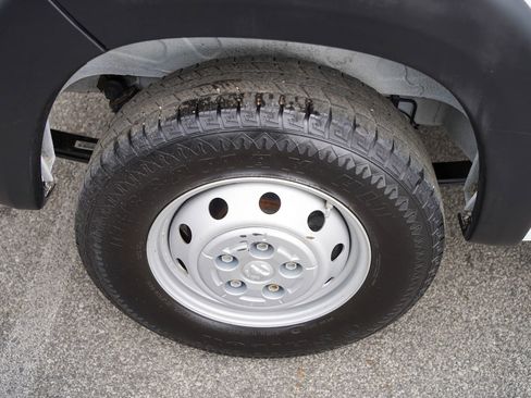 Used 2023 RAM ProMaster 2500 FWD image 13