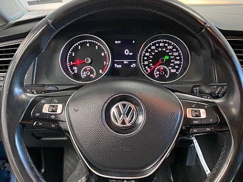 Used 2019 Volkswagen Golf SE image 22