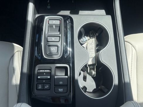 New 2026 Honda Pilot Touring image 17