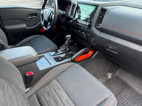 Used 2023 Nissan Frontier PRO-4X w/ Pro Convenience Package image 15