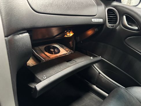 Used 2004 Pontiac GTO image 38