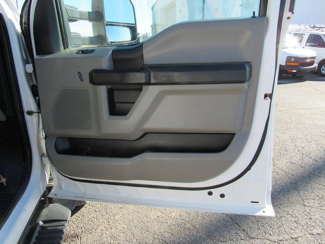 Used 2021 Ford F550 2WD Crew Cab Super Duty image 11