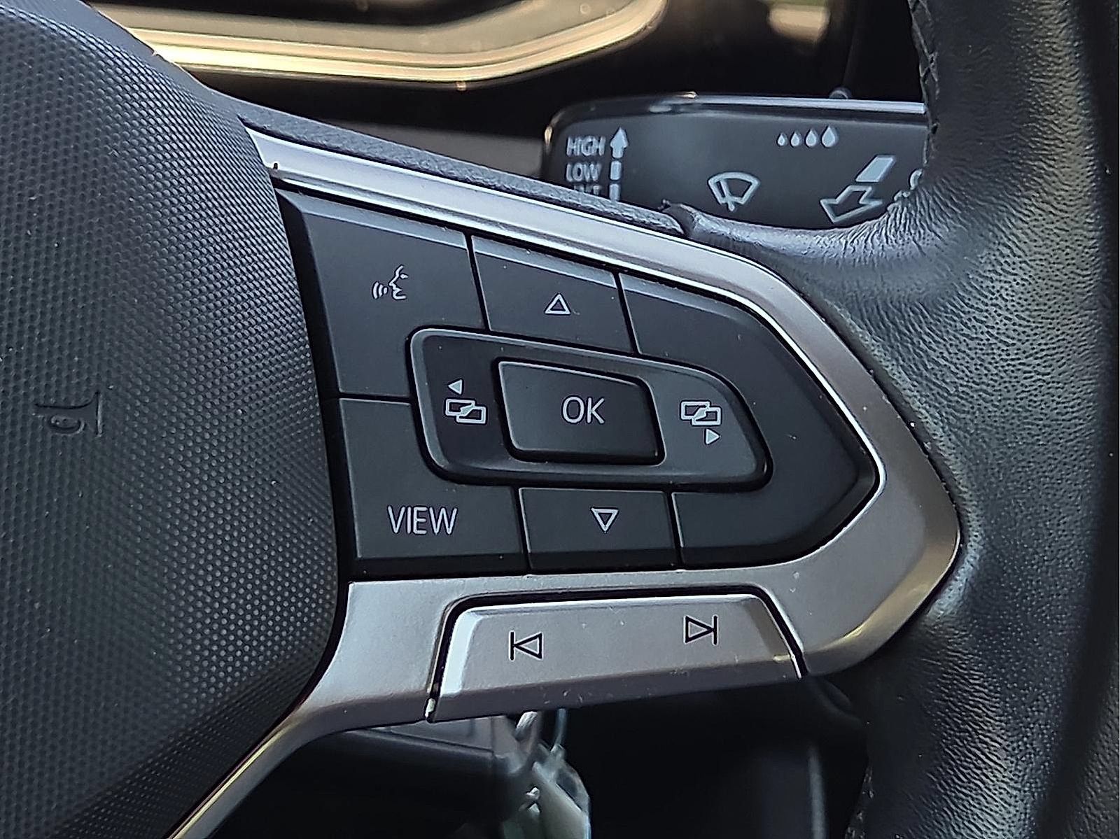 Used 2025 Volkswagen Jetta Sport FWD image 18
