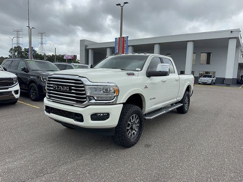 Used 2024 RAM 2500 Limited w/ Safety Group AWD/4WD image 3