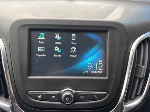 Used 2018 Chevrolet Equinox LT image 21