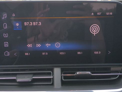 Certified 2024 Chevrolet Trax LT w/ Driver Confidence Package image 13