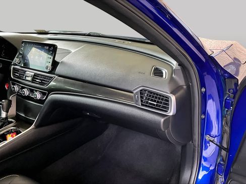 Used 2021 Honda Accord Sport image 18