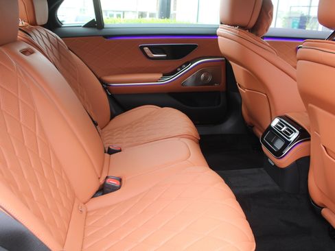 New 2026 Mercedes-Benz S 580e 4MATIC Sedan image 20