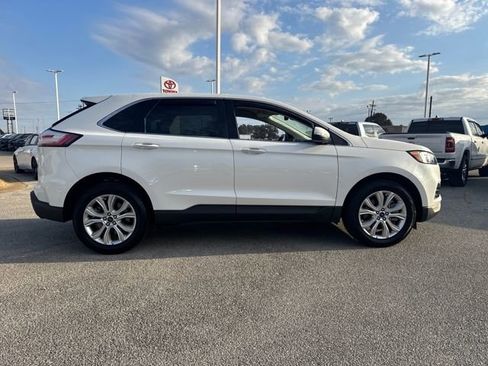 Used 2022 Ford Edge Titanium image 8