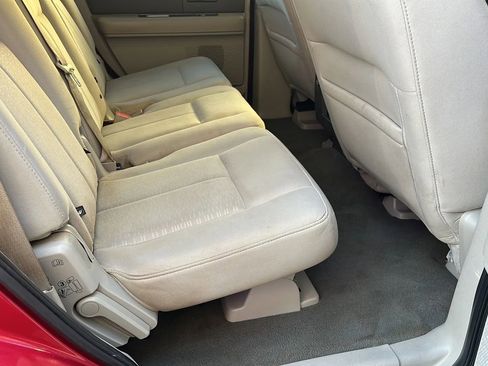 Used 2008 Ford Expedition XLT image 14