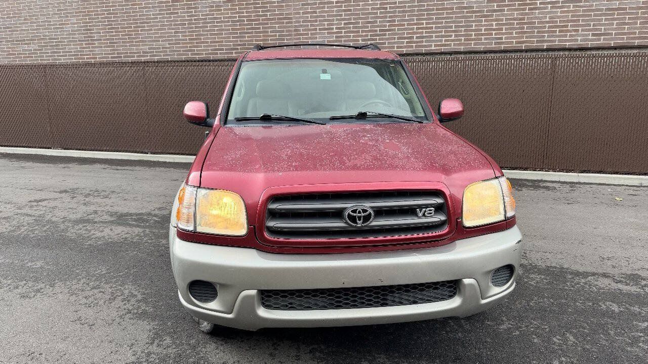 Used 2001 Toyota Sequoia SR5 w/ Preferred Pkg AWD/4WD image 7