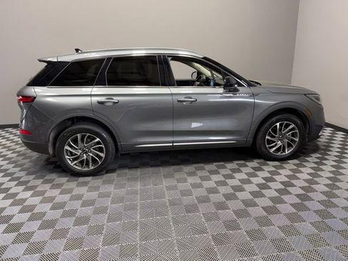 Used 2021 Lincoln Corsair AWD w/ Equipment Group 101A image 7