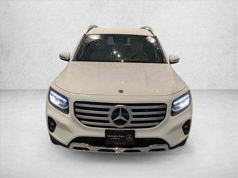 Certified 2025 Mercedes-Benz GLB 250 4MATIC image 2