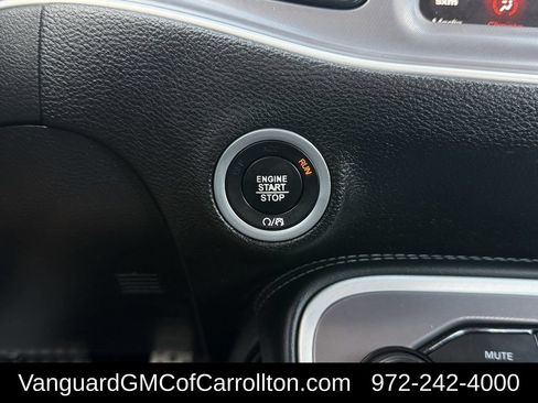 Used 2022 Dodge Challenger R/T Scat Pack RWD image 24