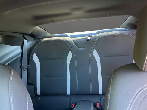 Used 2021 Chevrolet Camaro LT image 15