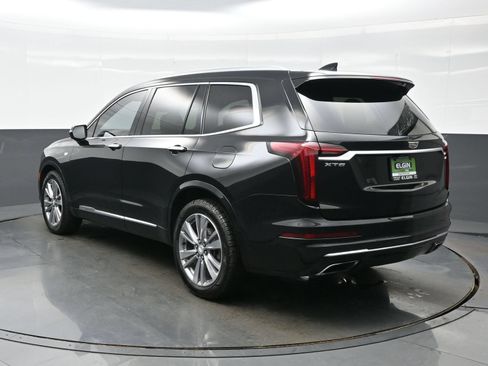 Used 2023 Cadillac XT6 Premium Luxury FWD image 5