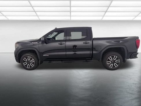 Used 2023 GMC Sierra 1500 AT4 w/ Technology Package AWD/4WD image 5