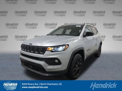 Used 2025 Jeep Compass Latitude w/ Convenience Group