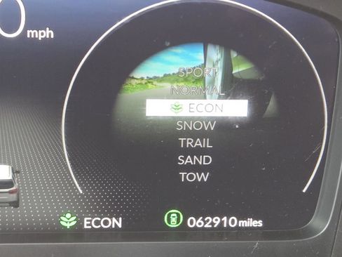 Used 2024 Honda Pilot Elite image 36