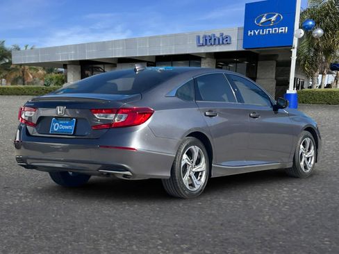 Used 2018 Honda Accord EX image 3