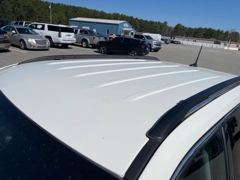 Used 2021 Jeep Compass Limited image 10