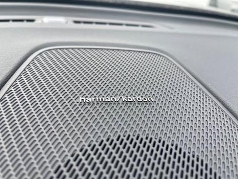 New 2026 Volvo XC60 B5 Plus w/ Protection Package Premier image 10