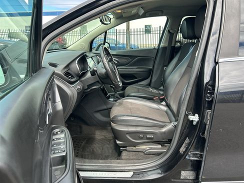 Used 2019 Buick Encore Preferred AWD/4WD image 15