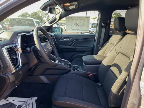 New 2026 GMC Canyon Elevation w/ Convenience Package image 7