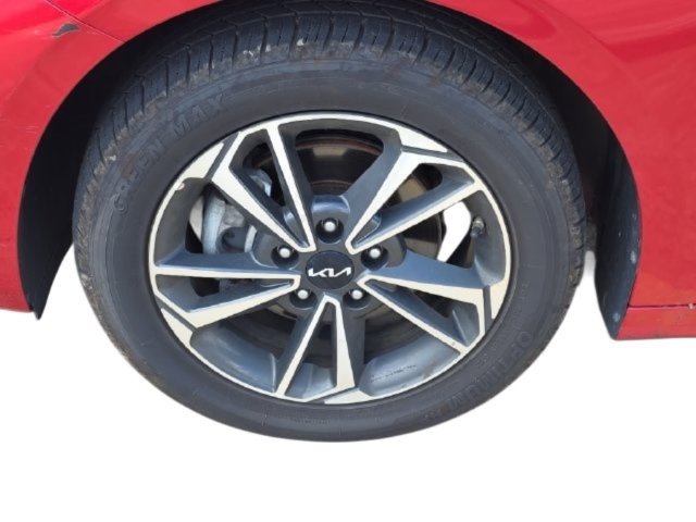 Used 2024 Kia Forte LXS FWD image 11