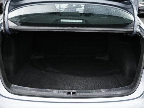 Used 2024 Toyota Corolla LE image 29