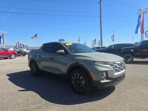 Used 2022 Hyundai Santa Cruz SEL w/ Cargo Package image 3