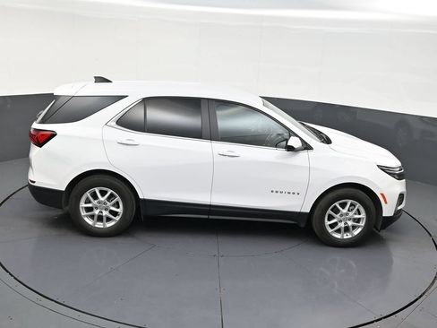 Used 2021 Chevrolet Equinox LT FWD image 14