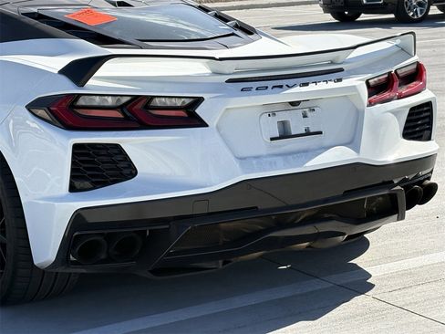 Certified 2022 Chevrolet Corvette Stingray Preferred Cpe w/ Z51 Performance Package image 6