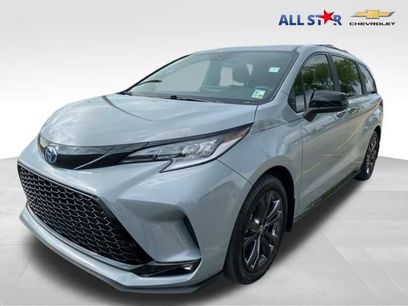 Used 2025 Toyota Sienna XSE w/ XSE Plus Package