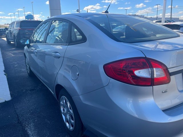 Used 2011 Ford Fiesta SE FWD image 5