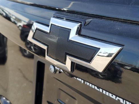 Certified 2022 Chevrolet Trax LT w/ Driver Confidence Package image 37