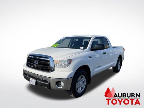 Used 2012 Toyota Tundra 4x4 Double Cab w/ SR5 Pkg image 3