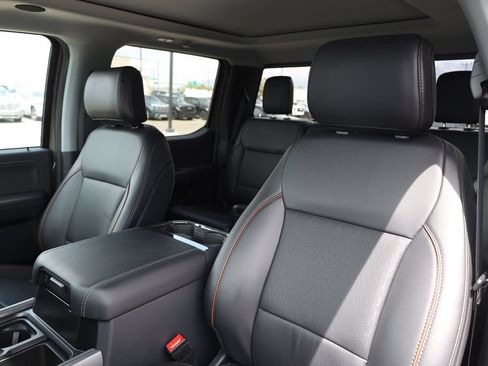 Used 2026 Ford F450 Lariat w/ Lariat Ultimate Package AWD/4WD image 16