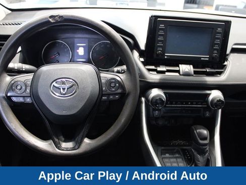 Used 2021 Toyota RAV4 XLE image 7