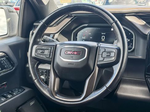 Used 2023 GMC Sierra 1500 AT4 w/ Technology Package image 21