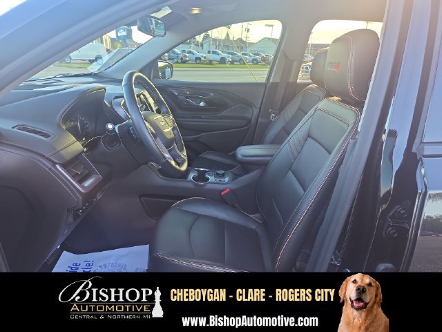 Used 2024 GMC Terrain AT4 w/ Tech Package AWD/4WD image 5
