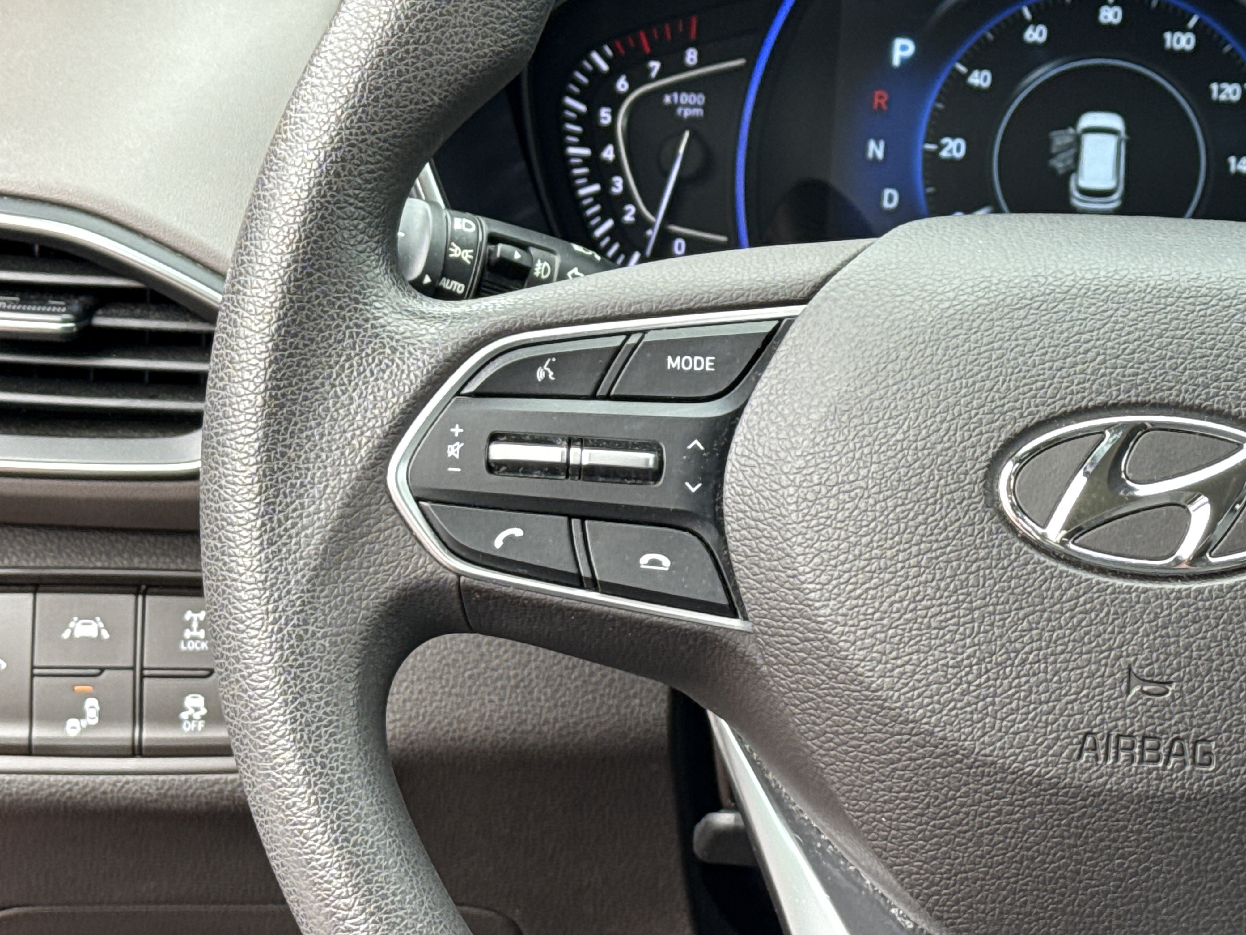 Used 2020 Hyundai Santa Fe SEL w/ Cargo Package AWD/4WD image 18