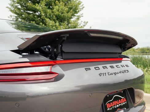 Used 2019 Porsche 911 Targa 4 GTS AWD/4WD image 14